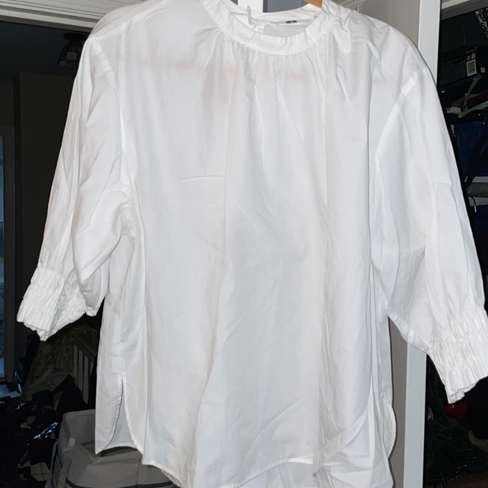 Uniqlo top nwot